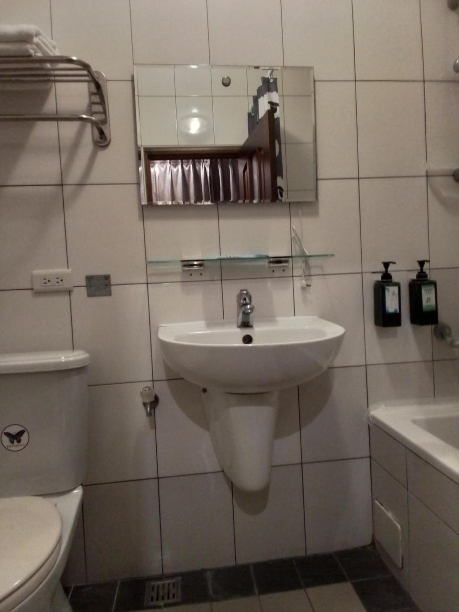 社長的家 Apartment Луодонг Екстериор снимка