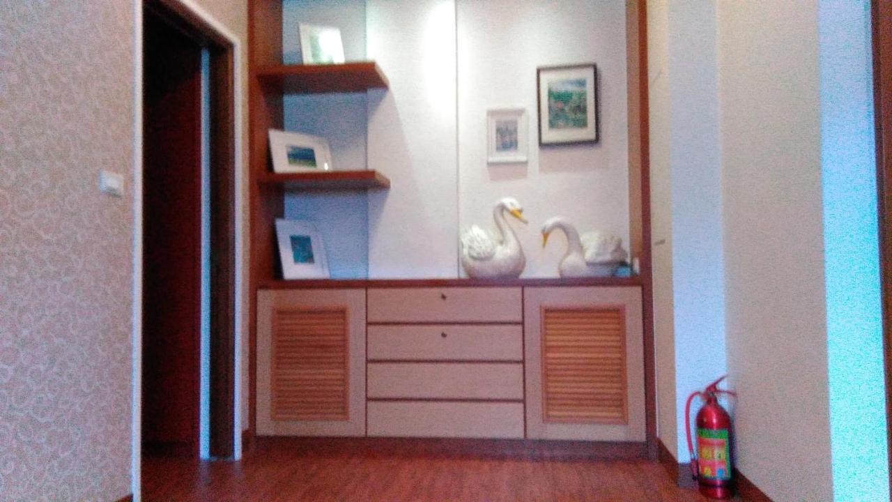 社長的家 Apartment Луодонг Екстериор снимка